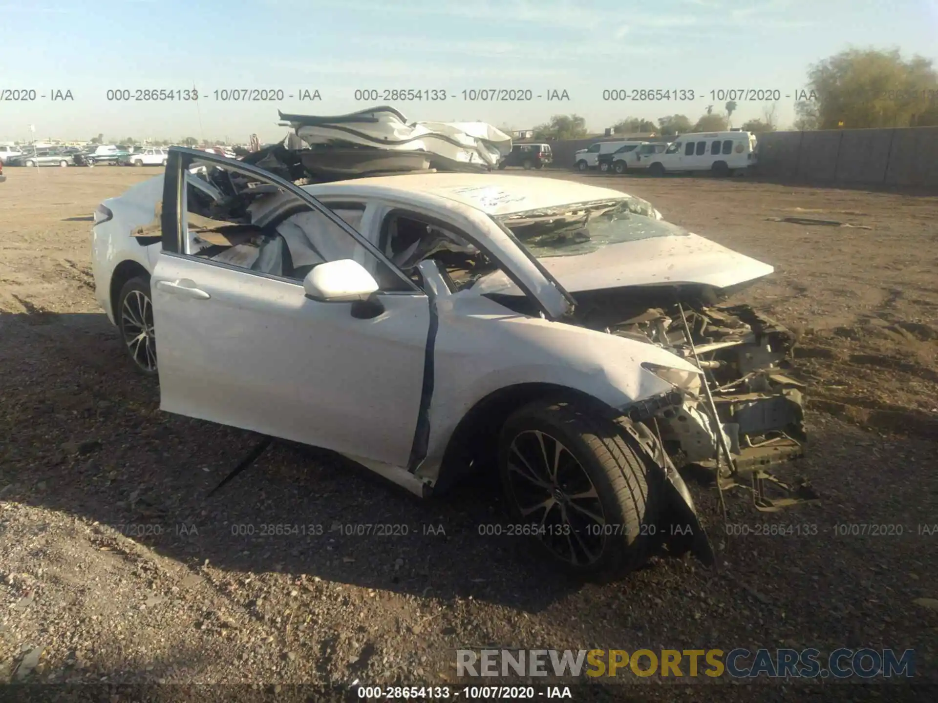 1 Photograph of a damaged car 4T1B11HK4KU829789 TOYOTA CAMRY 2019