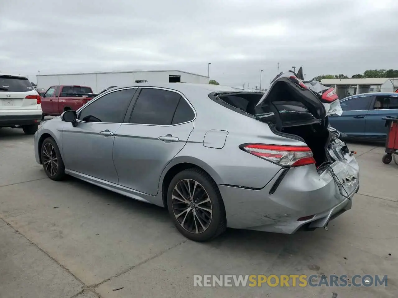 2 Photograph of a damaged car 4T1B11HK4KU830778 TOYOTA CAMRY 2019