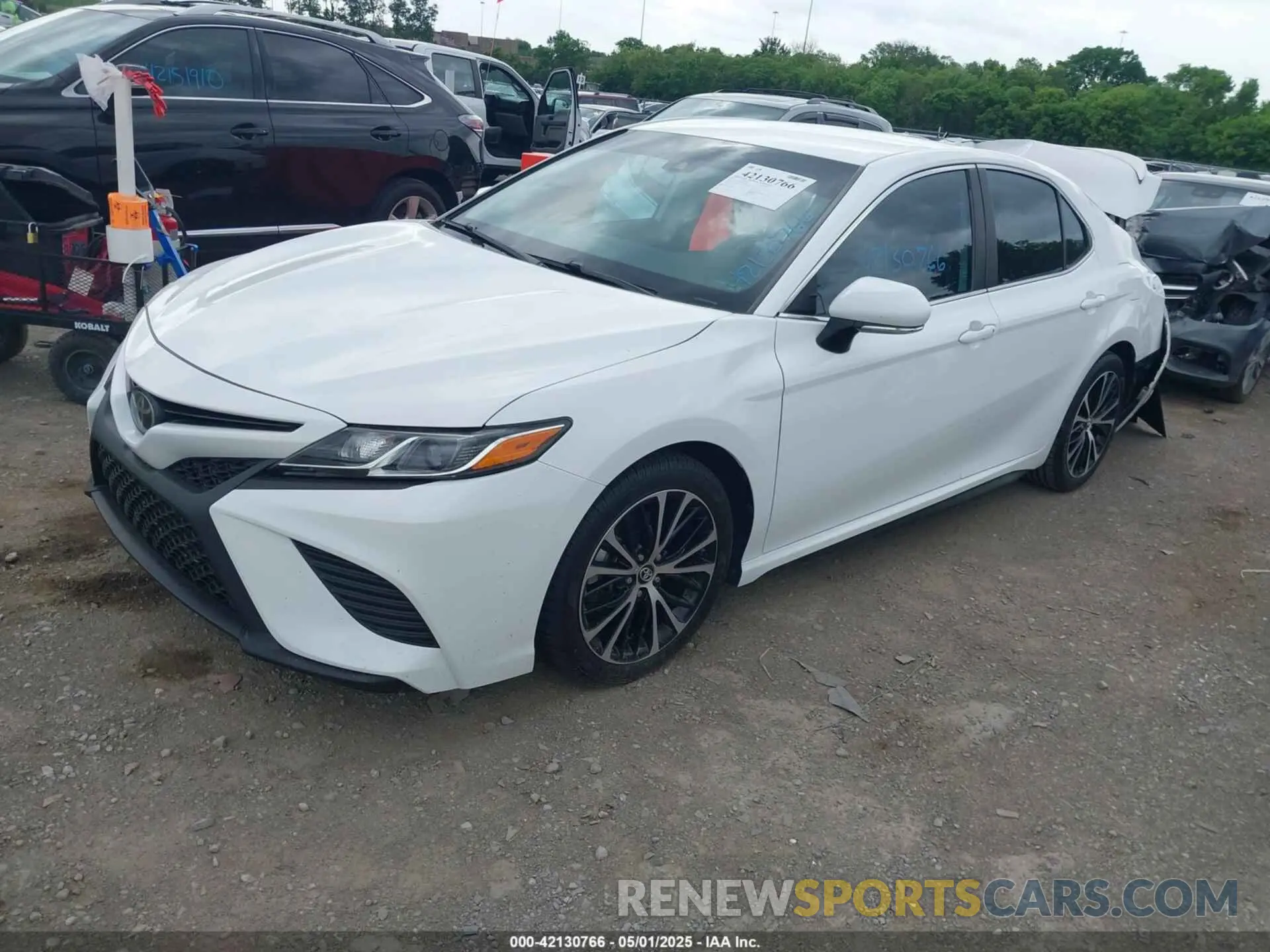 2 Photograph of a damaged car 4T1B11HK4KU833163 TOYOTA CAMRY 2019