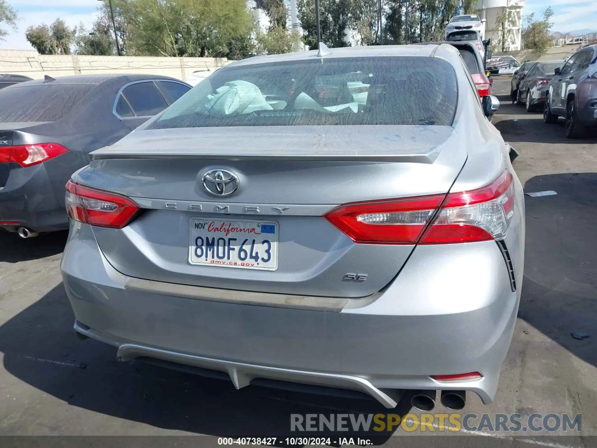 17 Photograph of a damaged car 4T1B11HK4KU841263 TOYOTA CAMRY 2019