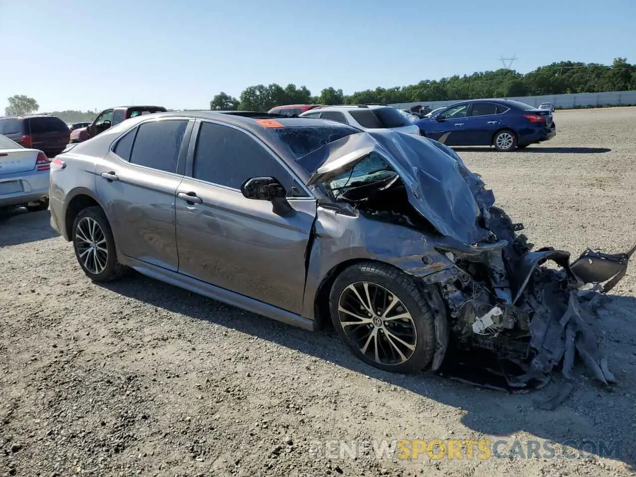 4 Photograph of a damaged car 4T1B11HK4KU842588 TOYOTA CAMRY 2019