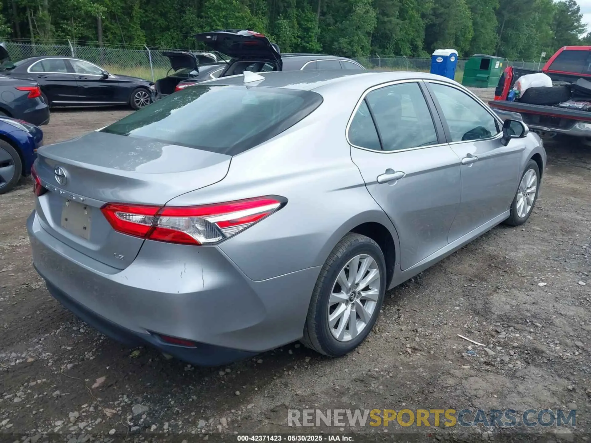 4 Photograph of a damaged car 4T1B11HK4KU853459 TOYOTA CAMRY 2019