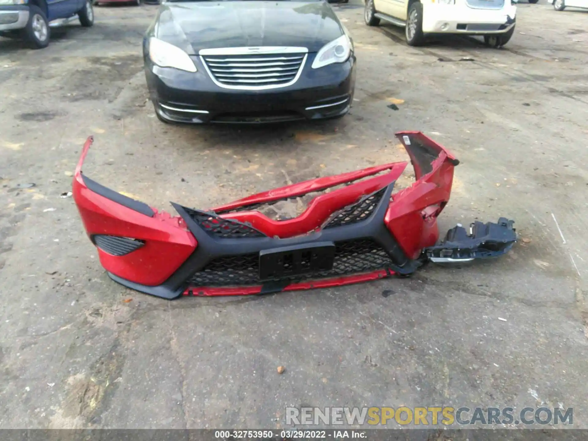 12 Photograph of a damaged car 4T1B11HK5KU161145 TOYOTA CAMRY 2019