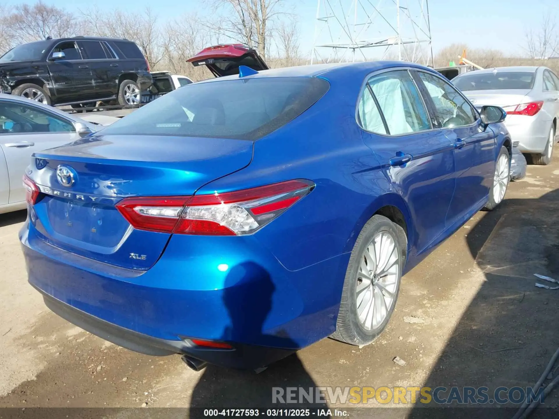 4 Photograph of a damaged car 4T1B11HK5KU167706 TOYOTA CAMRY 2019