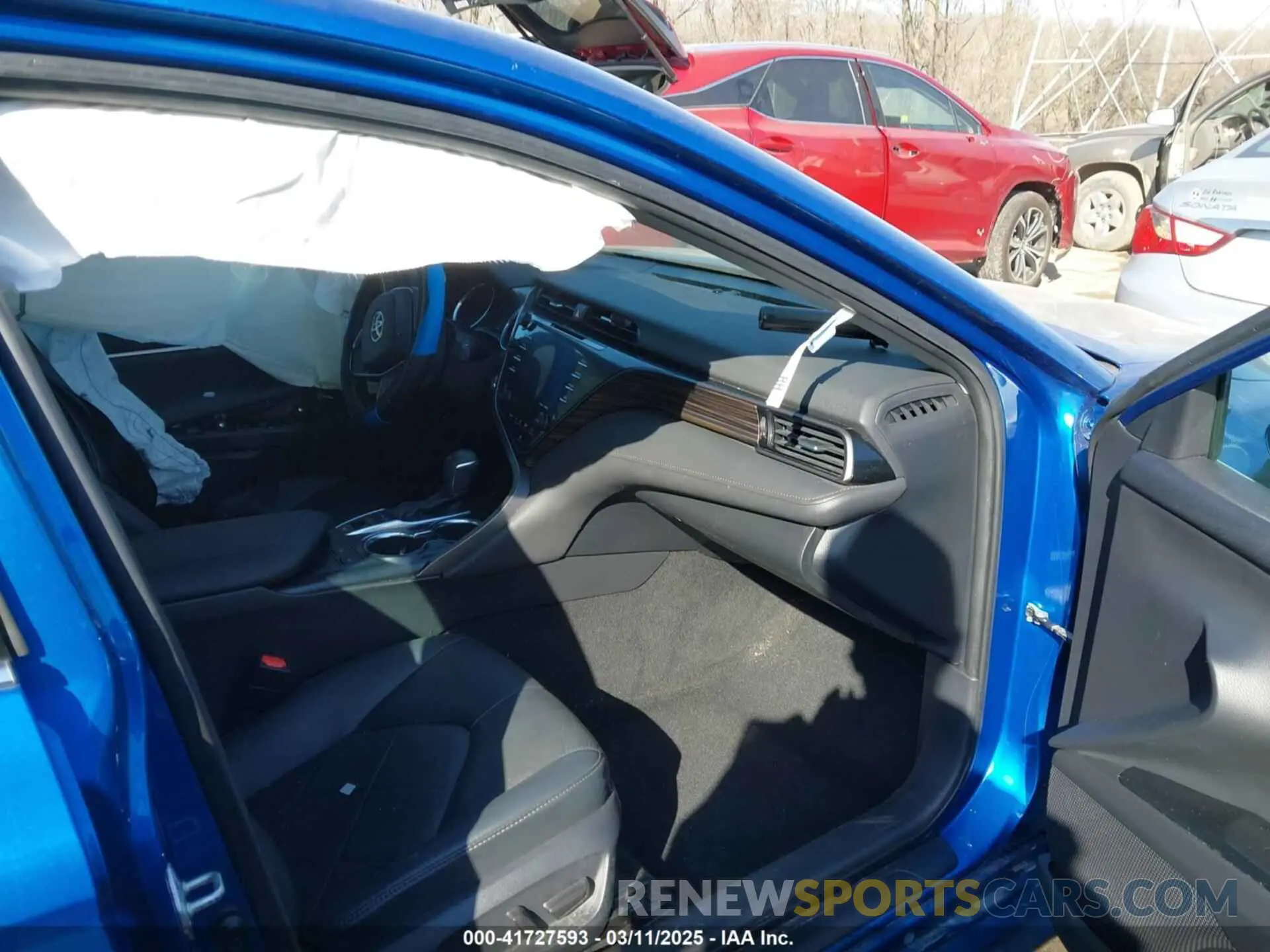 5 Photograph of a damaged car 4T1B11HK5KU167706 TOYOTA CAMRY 2019