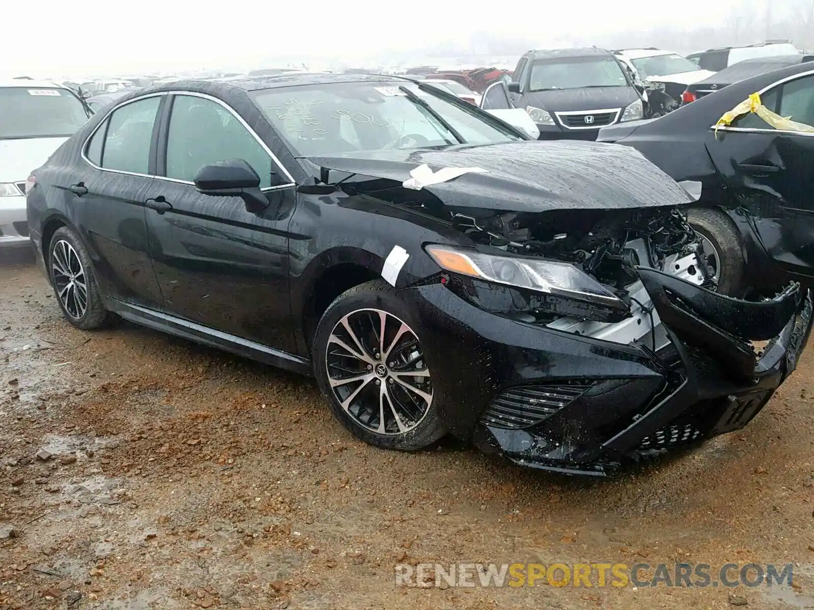 1 Photograph of a damaged car 4T1B11HK5KU171576 TOYOTA CAMRY 2019