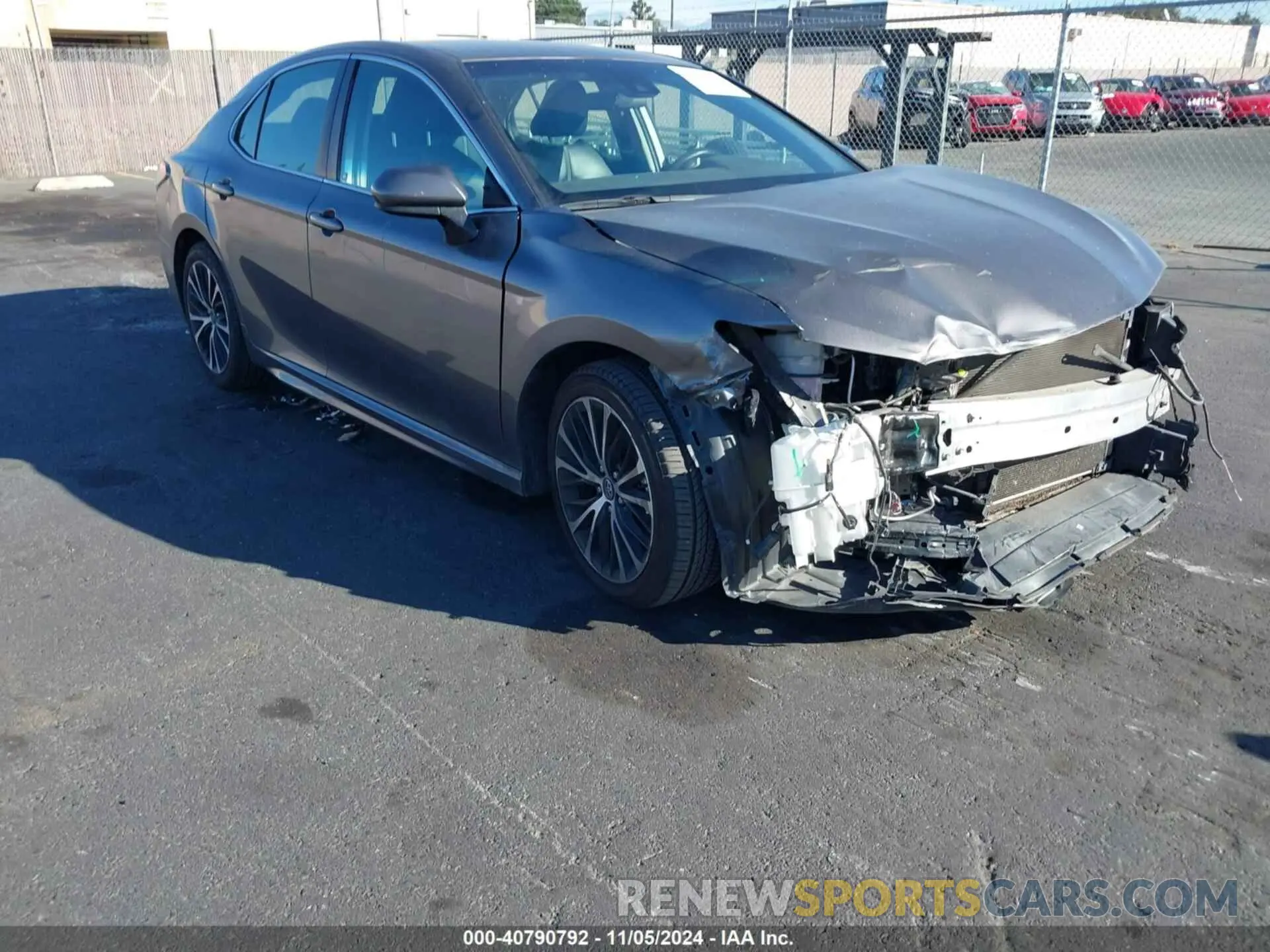 1 Photograph of a damaged car 4T1B11HK5KU171920 TOYOTA CAMRY 2019
