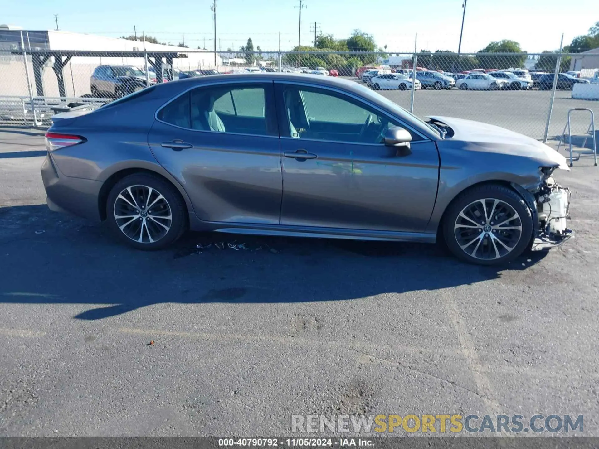 13 Photograph of a damaged car 4T1B11HK5KU171920 TOYOTA CAMRY 2019