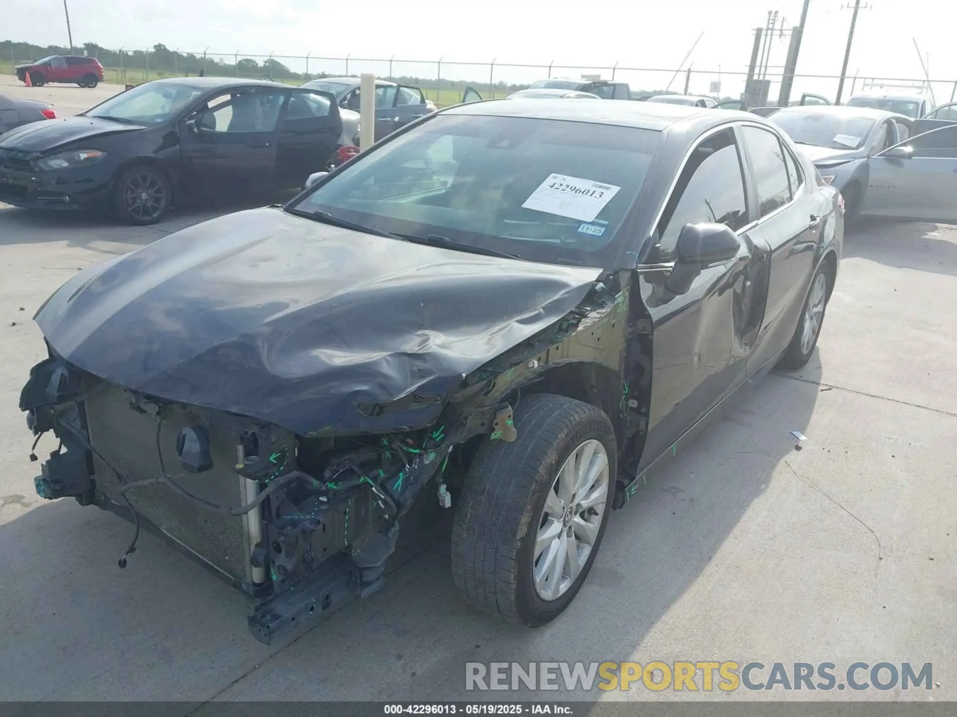 6 Photograph of a damaged car 4T1B11HK5KU177832 TOYOTA CAMRY 2019