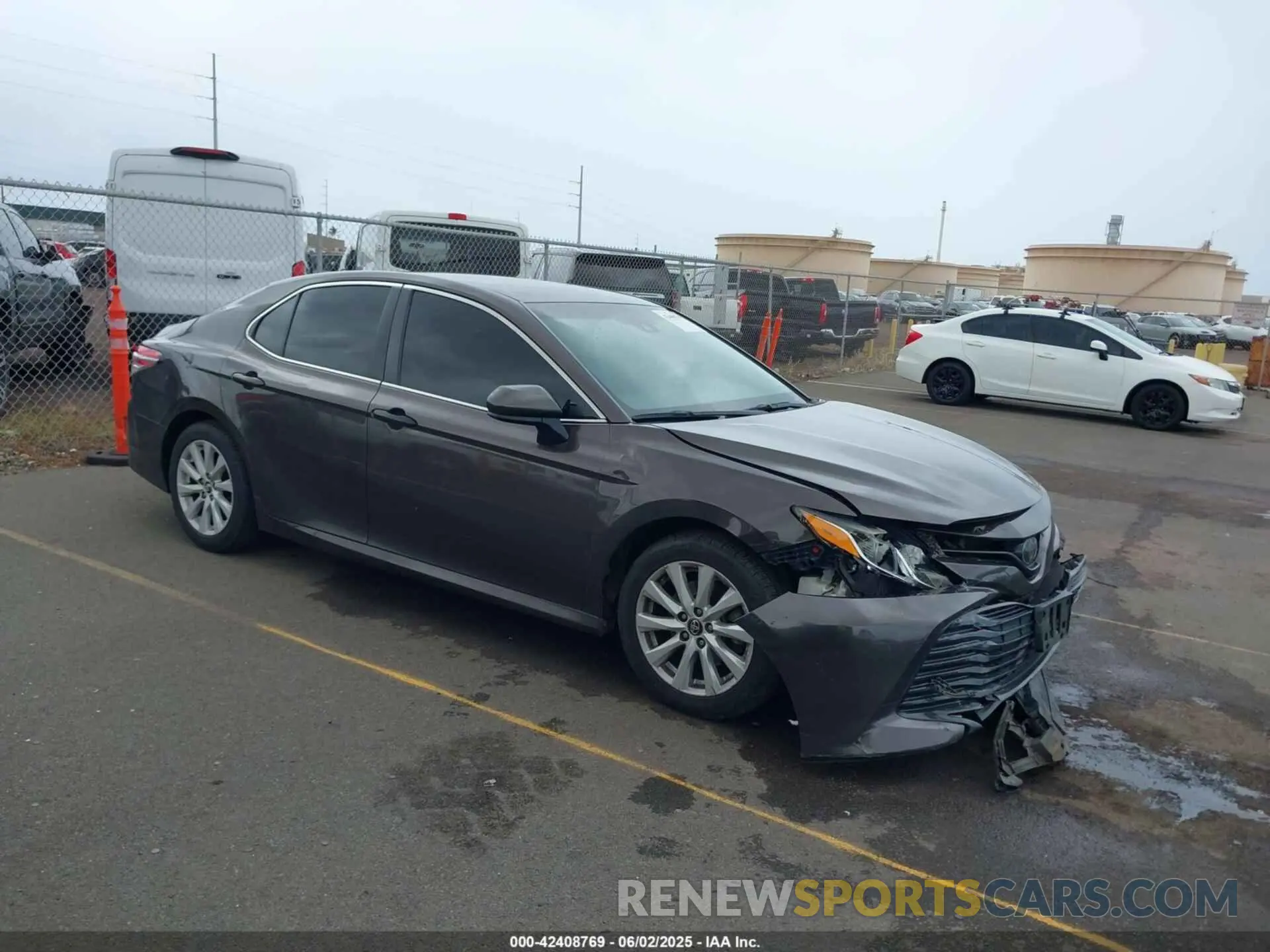 1 Photograph of a damaged car 4T1B11HK5KU178723 TOYOTA CAMRY 2019