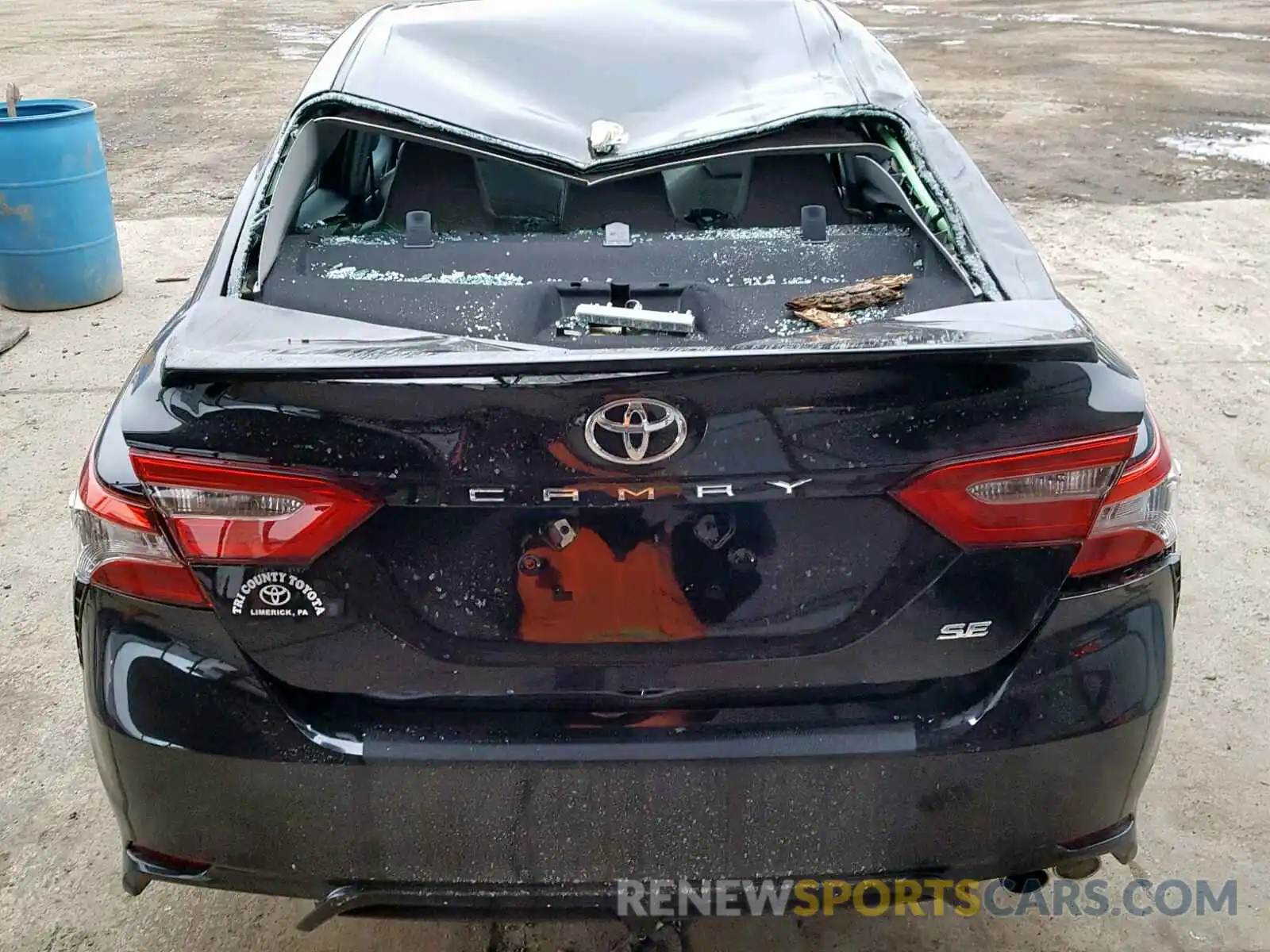 9 Photograph of a damaged car 4T1B11HK5KU179709 TOYOTA CAMRY 2019