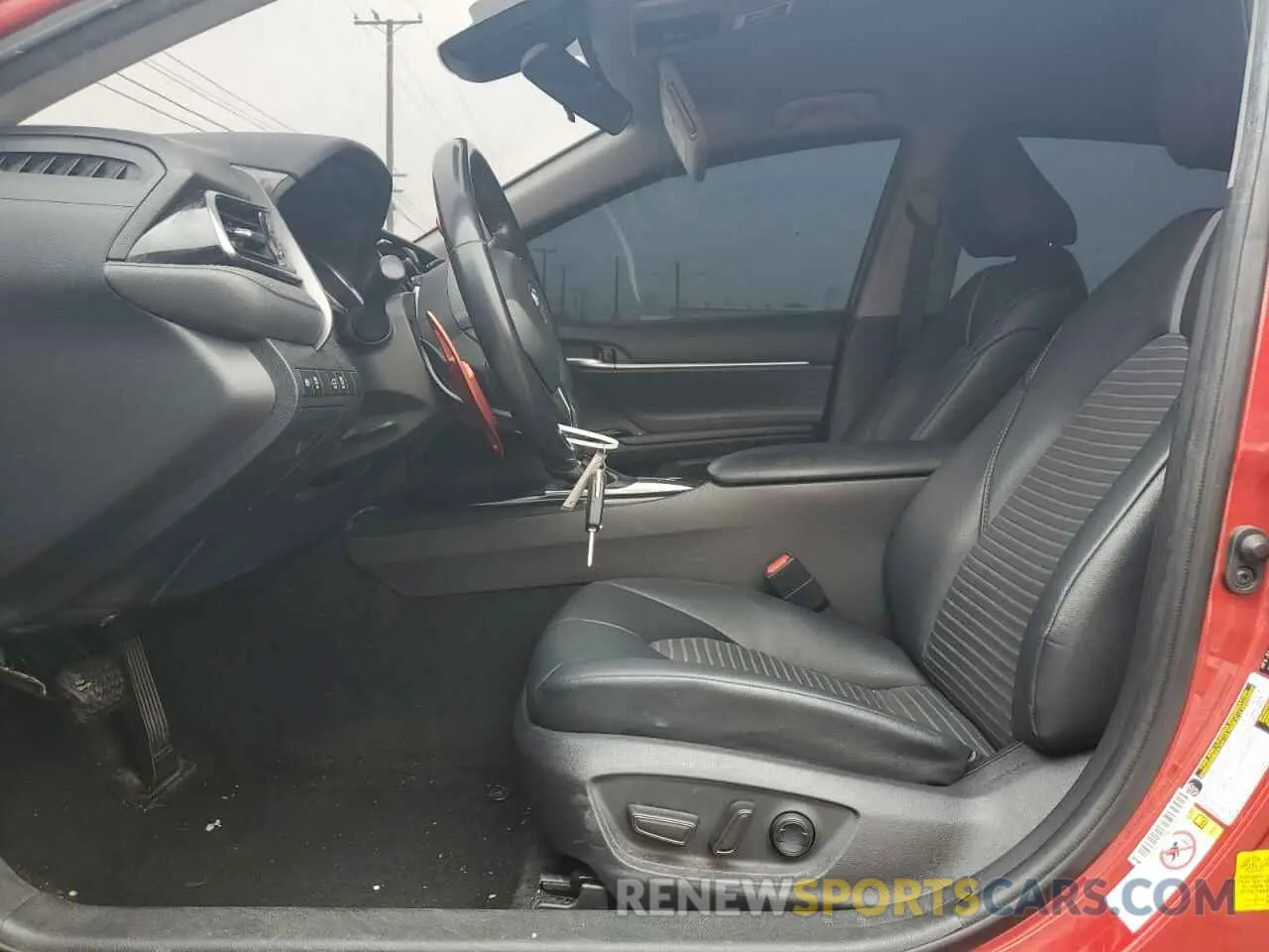 7 Photograph of a damaged car 4T1B11HK5KU180410 TOYOTA CAMRY 2019