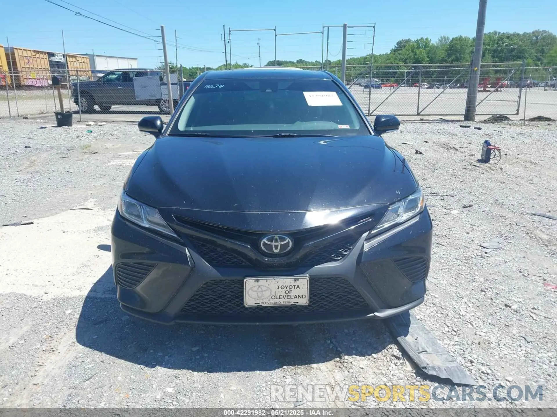 12 Photograph of a damaged car 4T1B11HK5KU180665 TOYOTA CAMRY 2019
