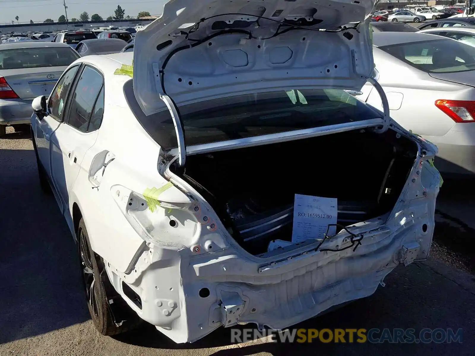 9 Photograph of a damaged car 4T1B11HK5KU181041 TOYOTA CAMRY 2019