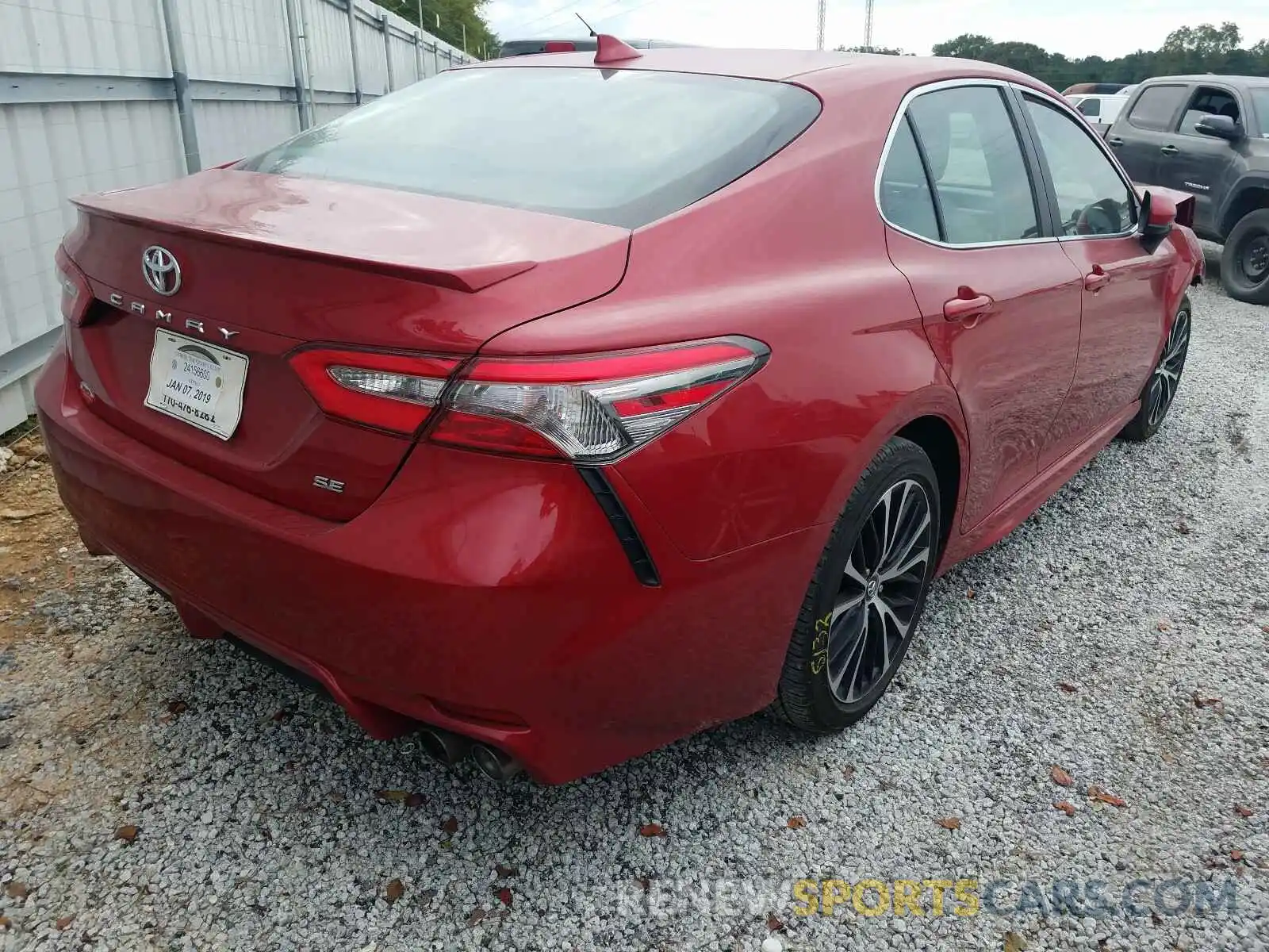 4 Photograph of a damaged car 4T1B11HK5KU183128 TOYOTA CAMRY 2019