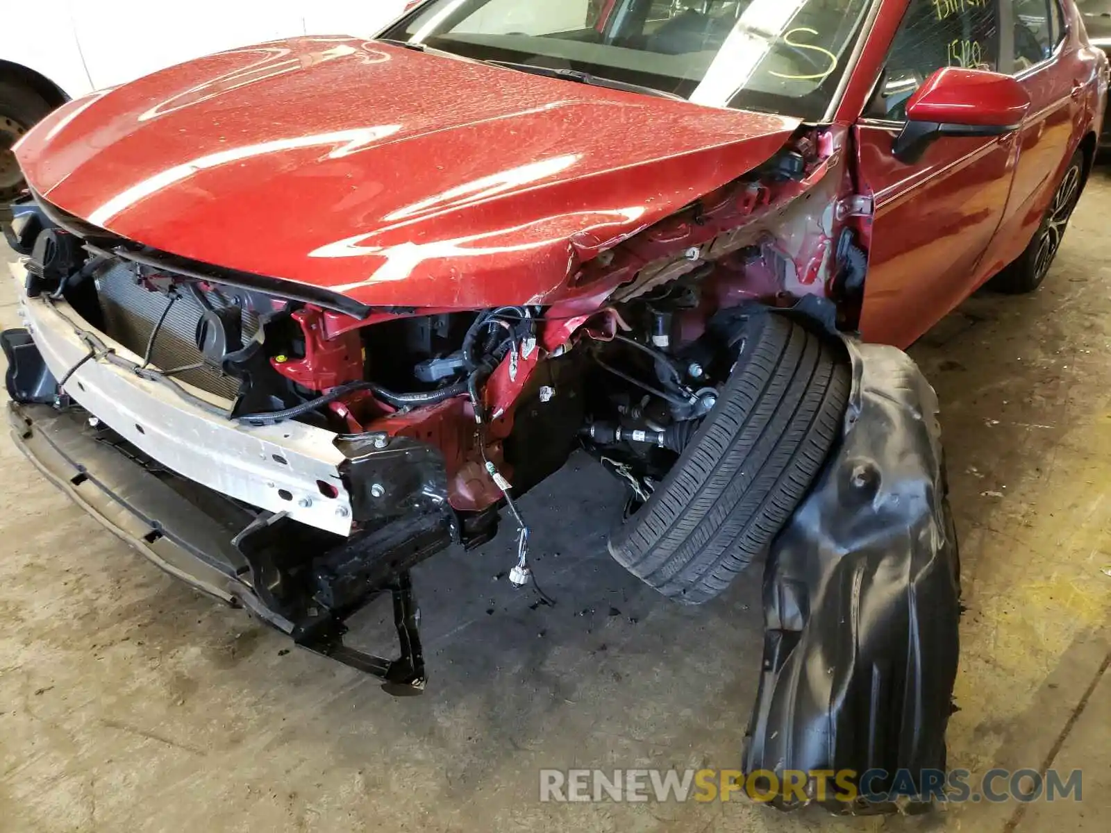 9 Photograph of a damaged car 4T1B11HK5KU183291 TOYOTA CAMRY 2019