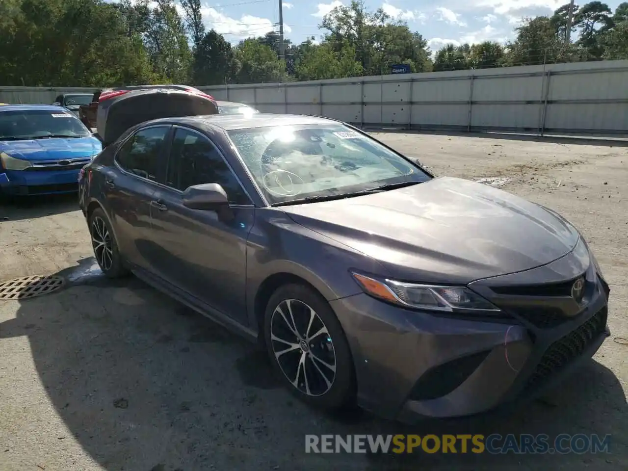 1 Photograph of a damaged car 4T1B11HK5KU184537 TOYOTA CAMRY 2019