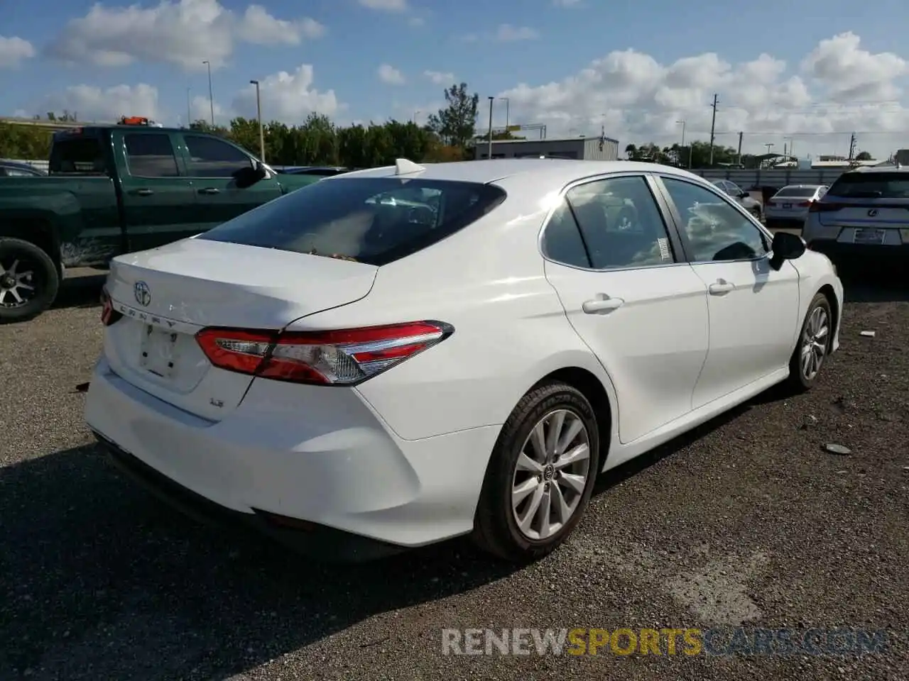 4 Photograph of a damaged car 4T1B11HK5KU185252 TOYOTA CAMRY 2019