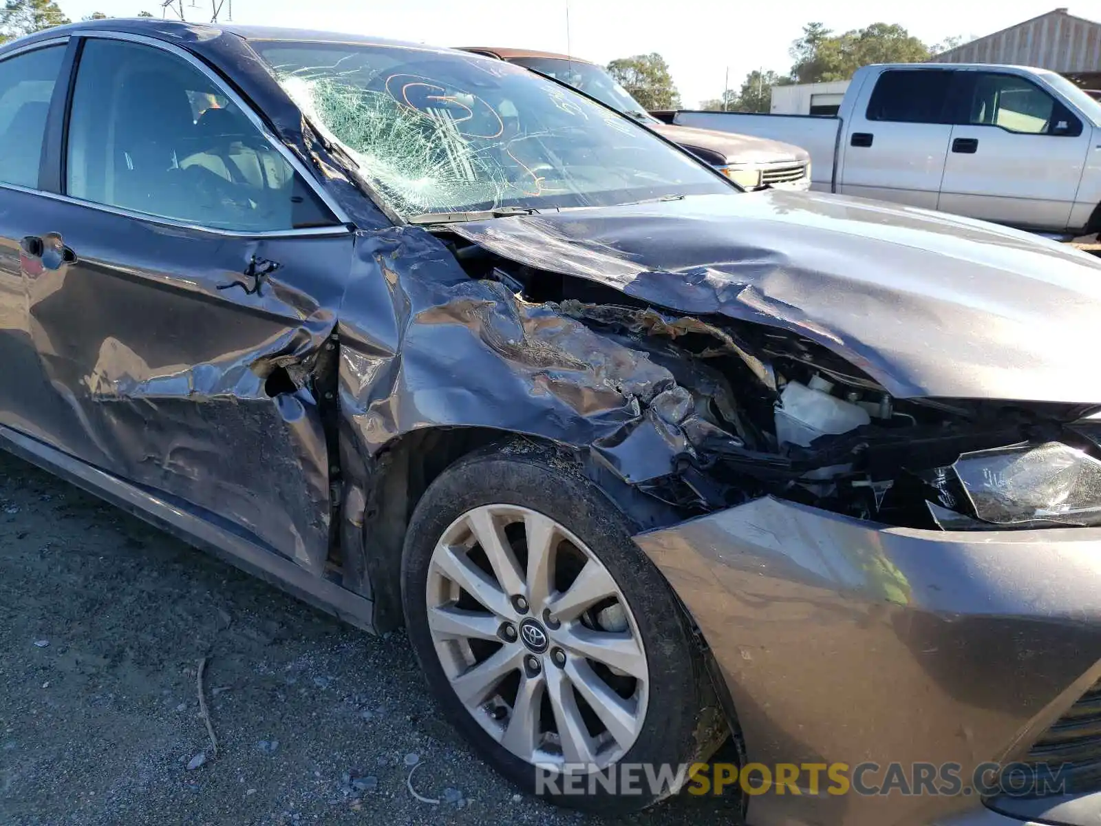 9 Photograph of a damaged car 4T1B11HK5KU185316 TOYOTA CAMRY 2019