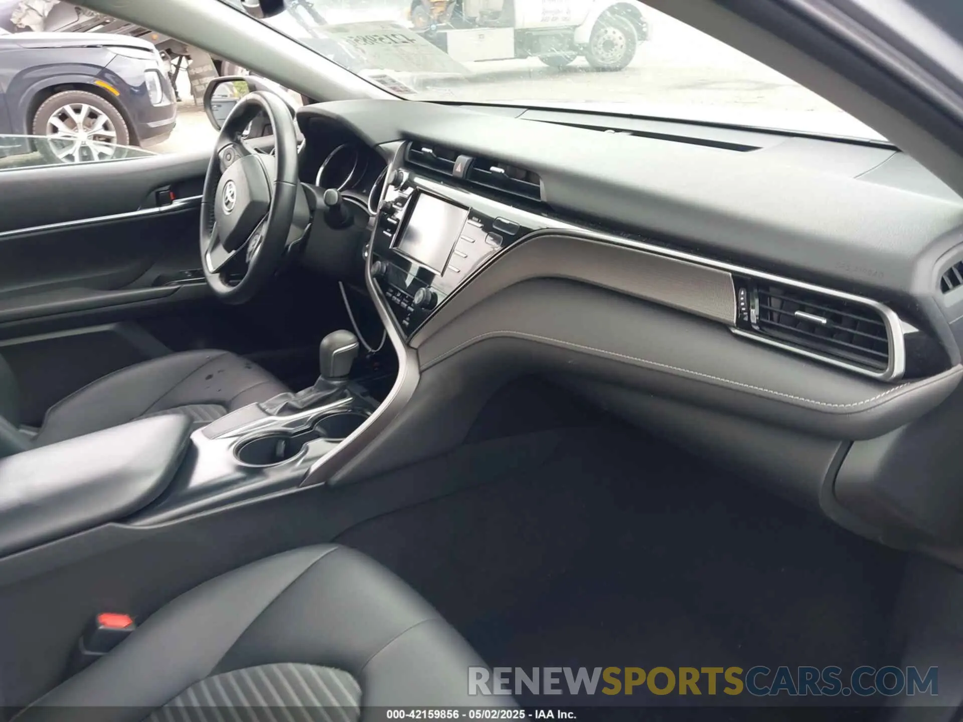5 Photograph of a damaged car 4T1B11HK5KU186126 TOYOTA CAMRY 2019