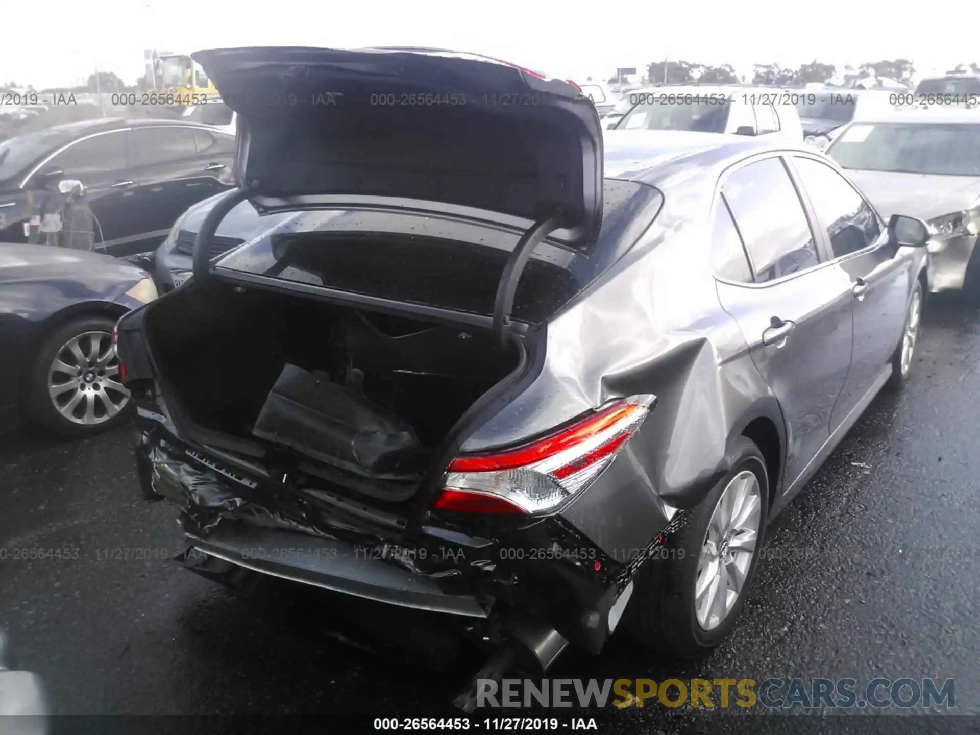 3 Photograph of a damaged car 4T1B11HK5KU193111 TOYOTA CAMRY 2019