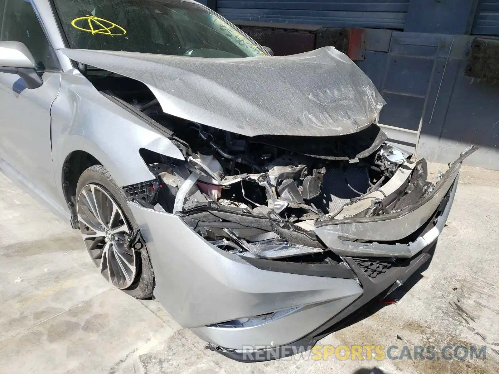 9 Photograph of a damaged car 4T1B11HK5KU195621 TOYOTA CAMRY 2019