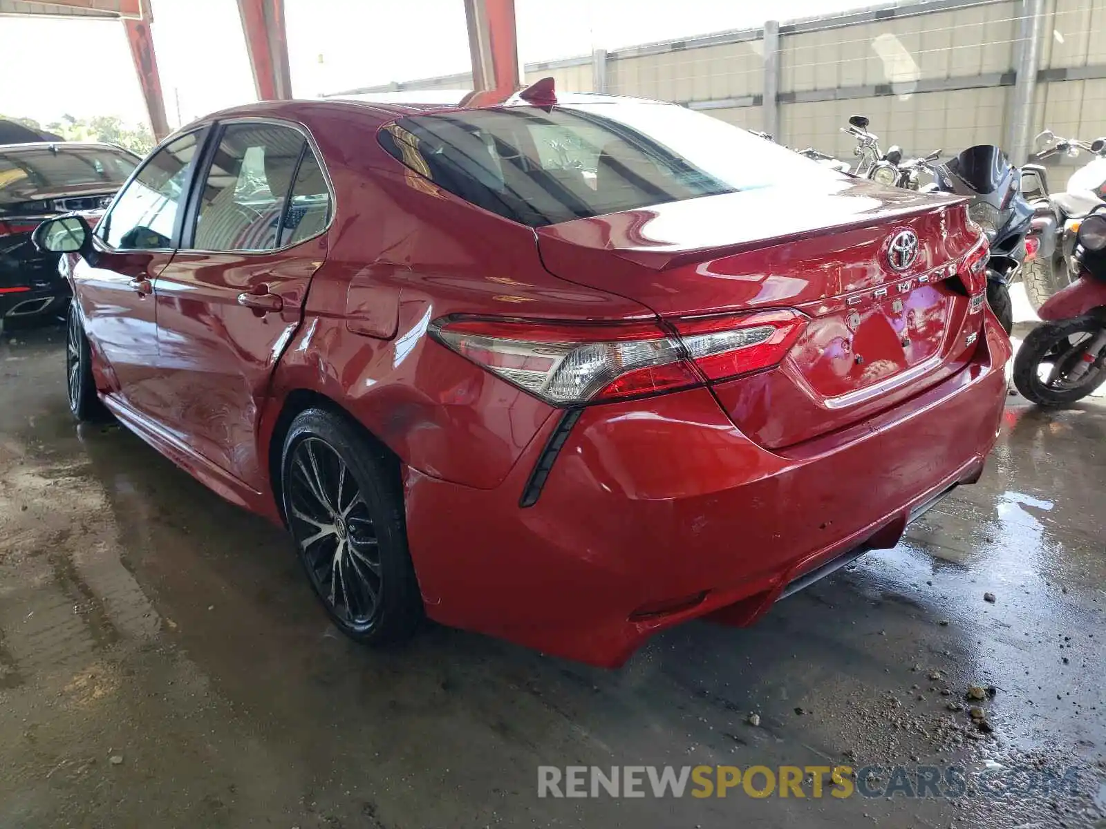 3 Photograph of a damaged car 4T1B11HK5KU197921 TOYOTA CAMRY 2019