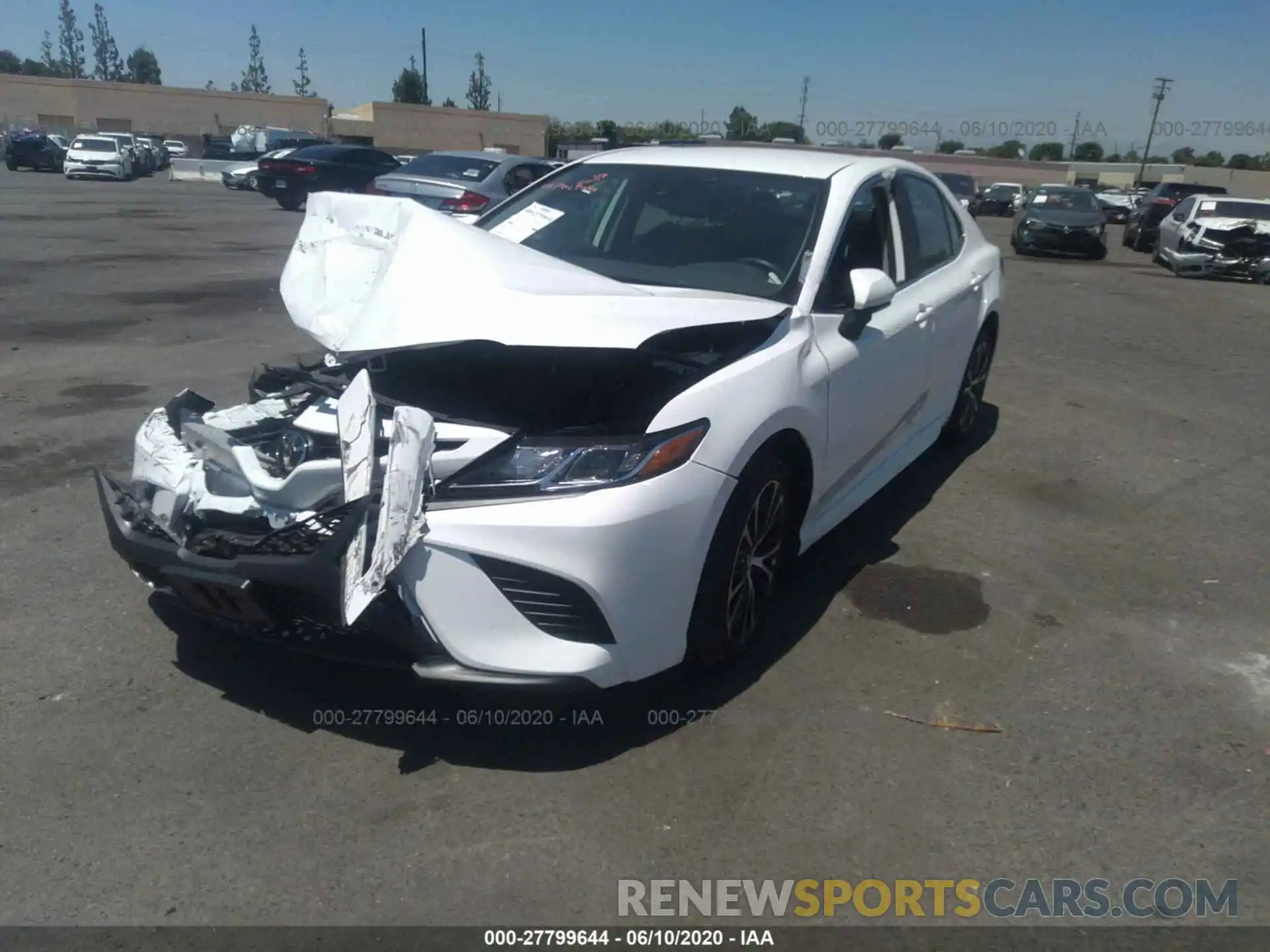 2 Photograph of a damaged car 4T1B11HK5KU198759 TOYOTA CAMRY 2019