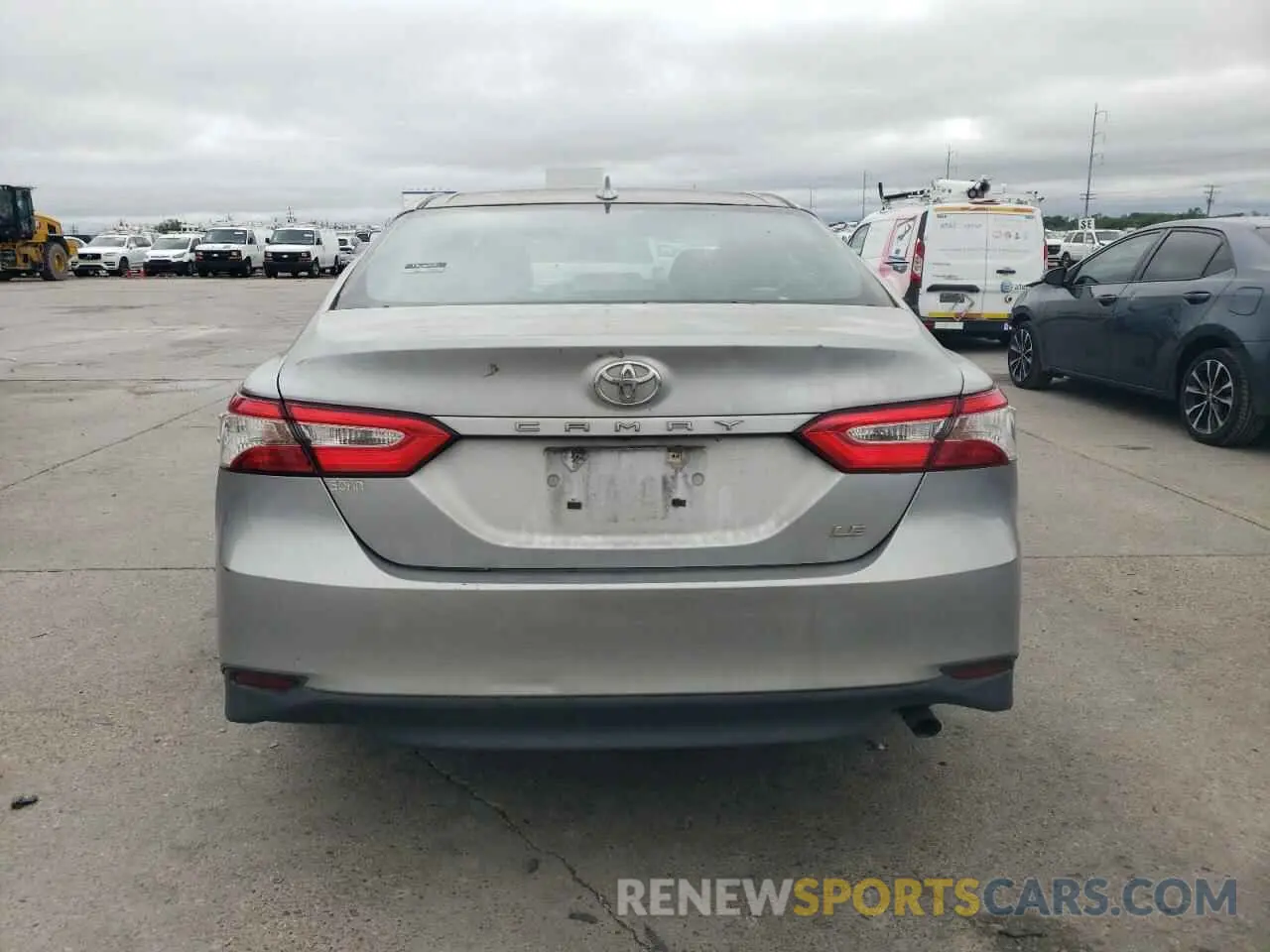 6 Photograph of a damaged car 4T1B11HK5KU200087 TOYOTA CAMRY 2019