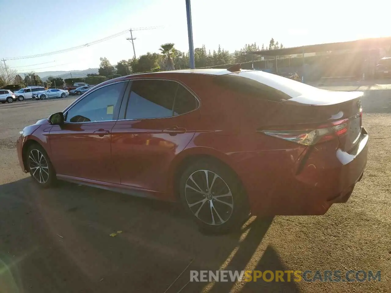 2 Photograph of a damaged car 4T1B11HK5KU200574 TOYOTA CAMRY 2019