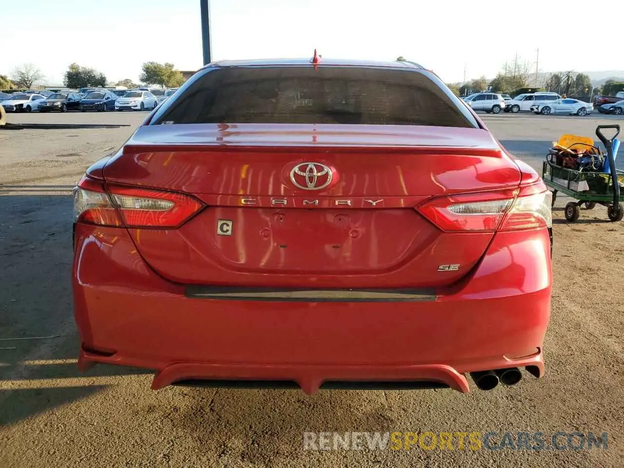6 Photograph of a damaged car 4T1B11HK5KU200574 TOYOTA CAMRY 2019