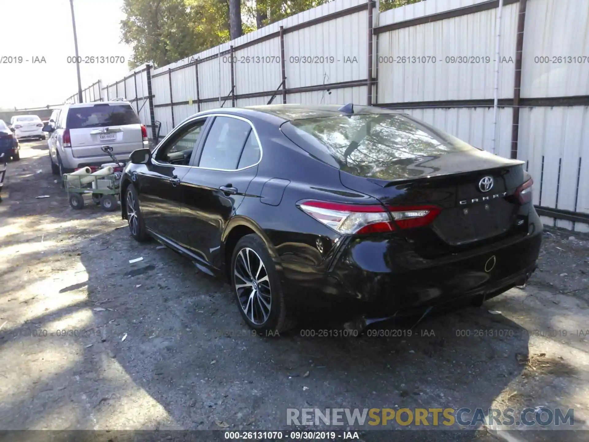 3 Photograph of a damaged car 4T1B11HK5KU200669 TOYOTA CAMRY 2019