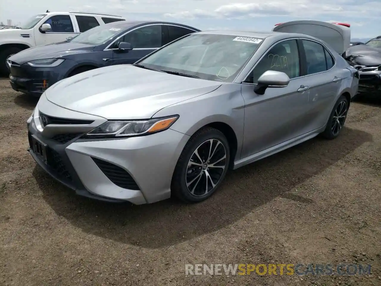 2 Photograph of a damaged car 4T1B11HK5KU202616 TOYOTA CAMRY 2019