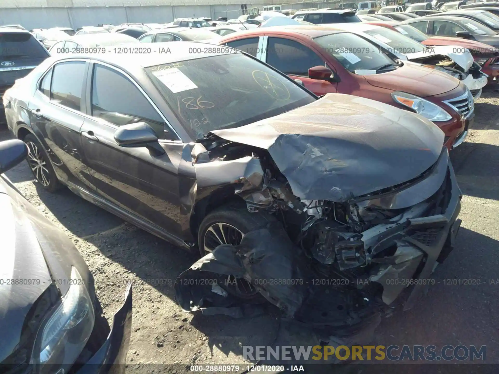 1 Photograph of a damaged car 4T1B11HK5KU202762 TOYOTA CAMRY 2019