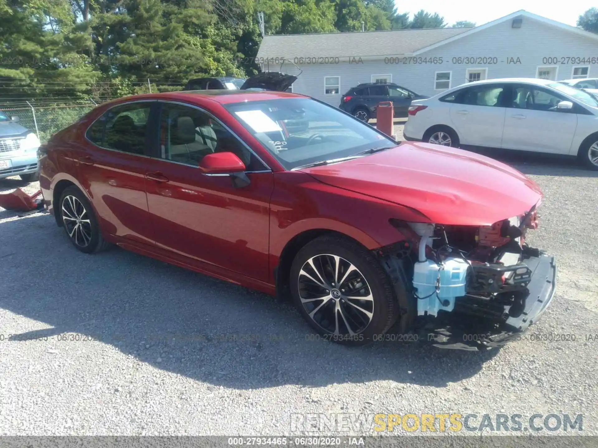 1 Photograph of a damaged car 4T1B11HK5KU205015 TOYOTA CAMRY 2019