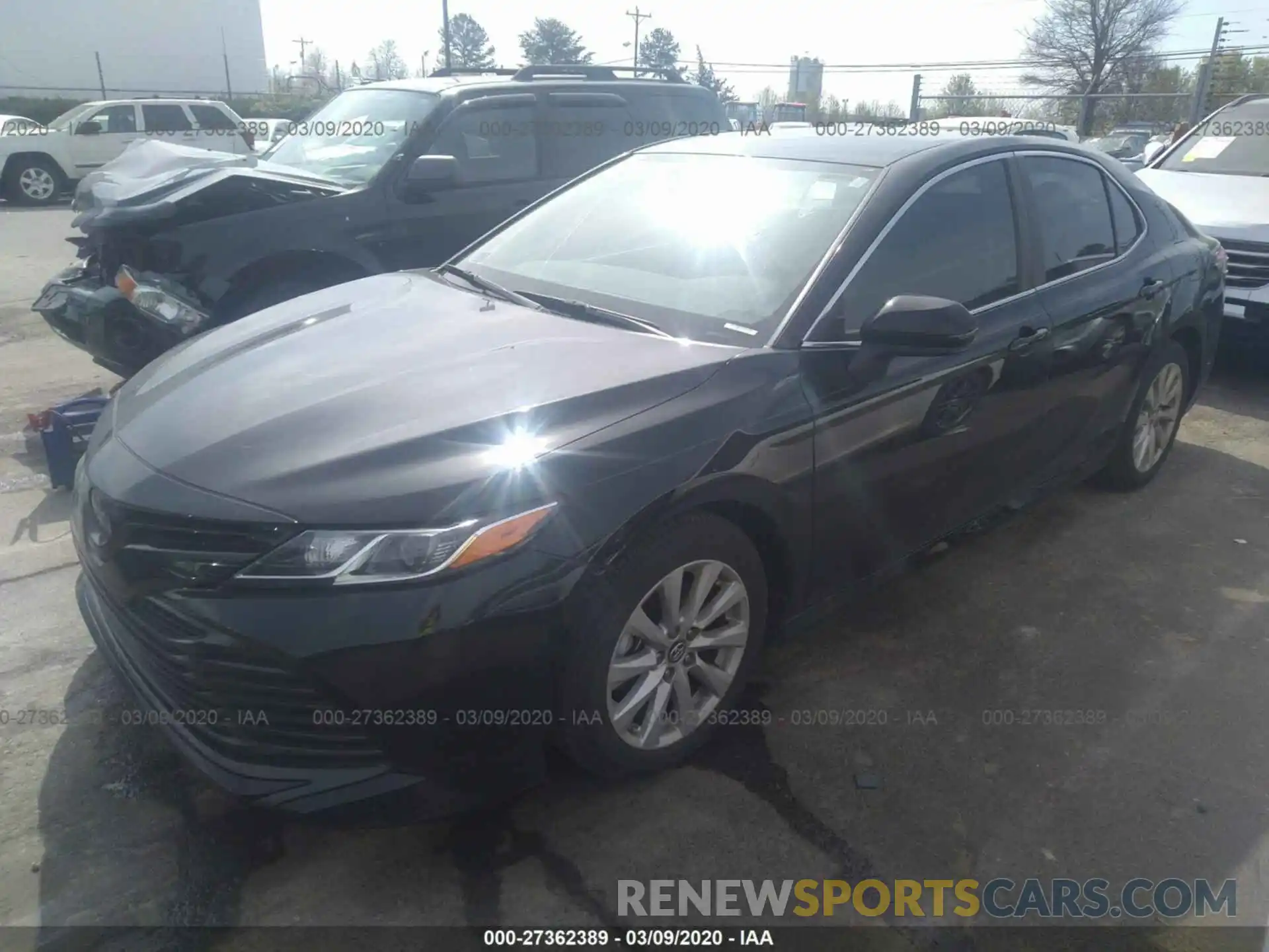 2 Photograph of a damaged car 4T1B11HK5KU211977 TOYOTA CAMRY 2019