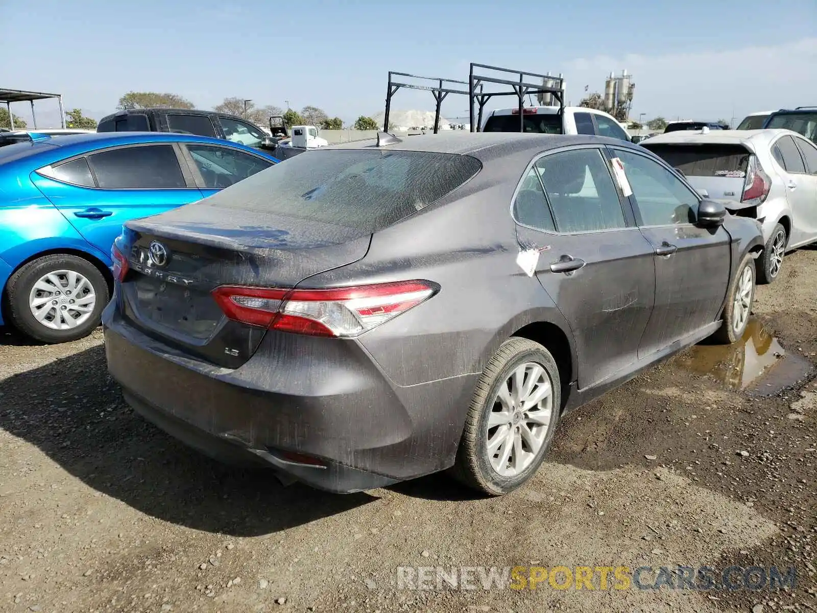 4 Photograph of a damaged car 4T1B11HK5KU213891 TOYOTA CAMRY 2019