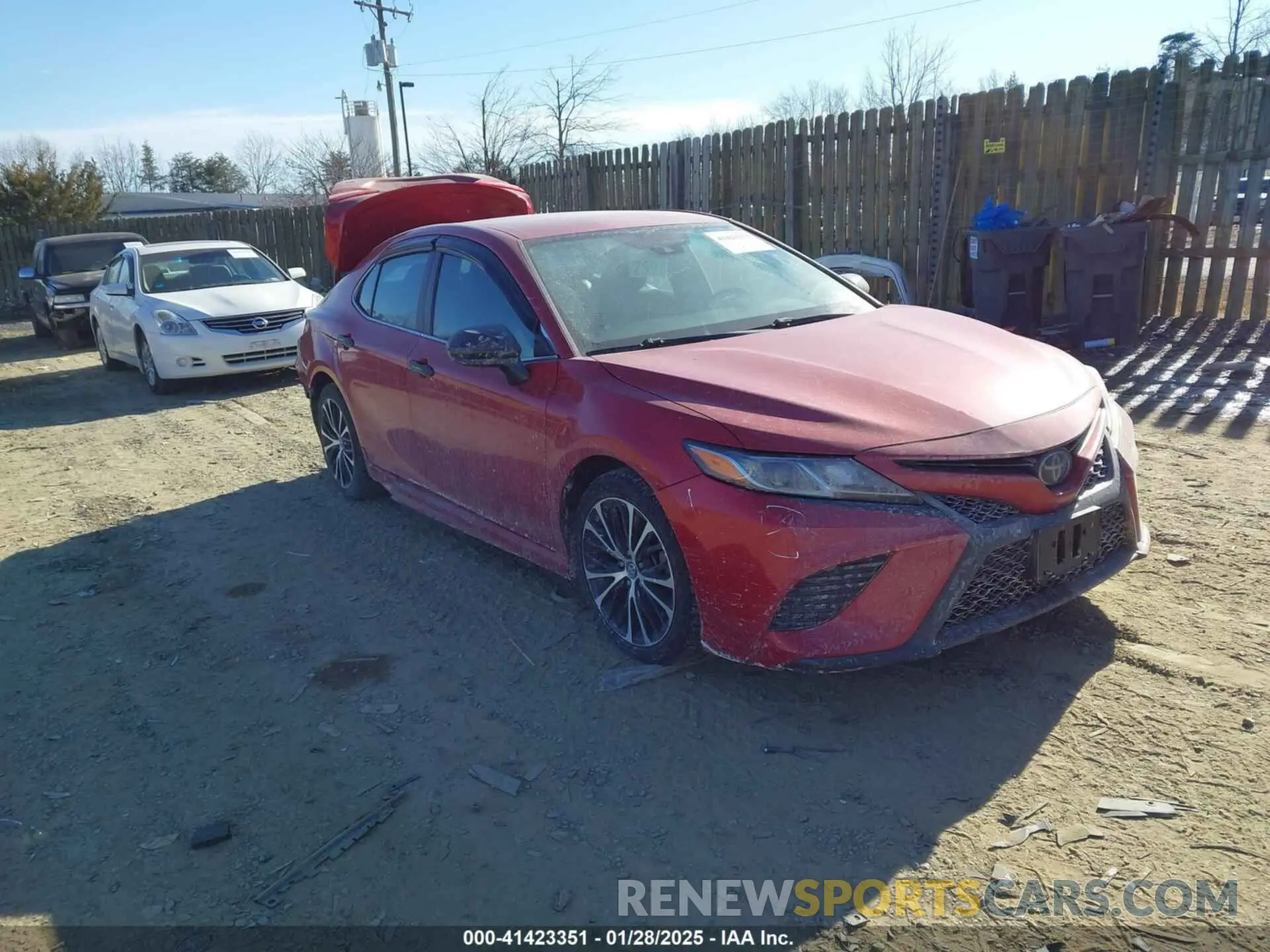 1 Photograph of a damaged car 4T1B11HK5KU216189 TOYOTA CAMRY 2019