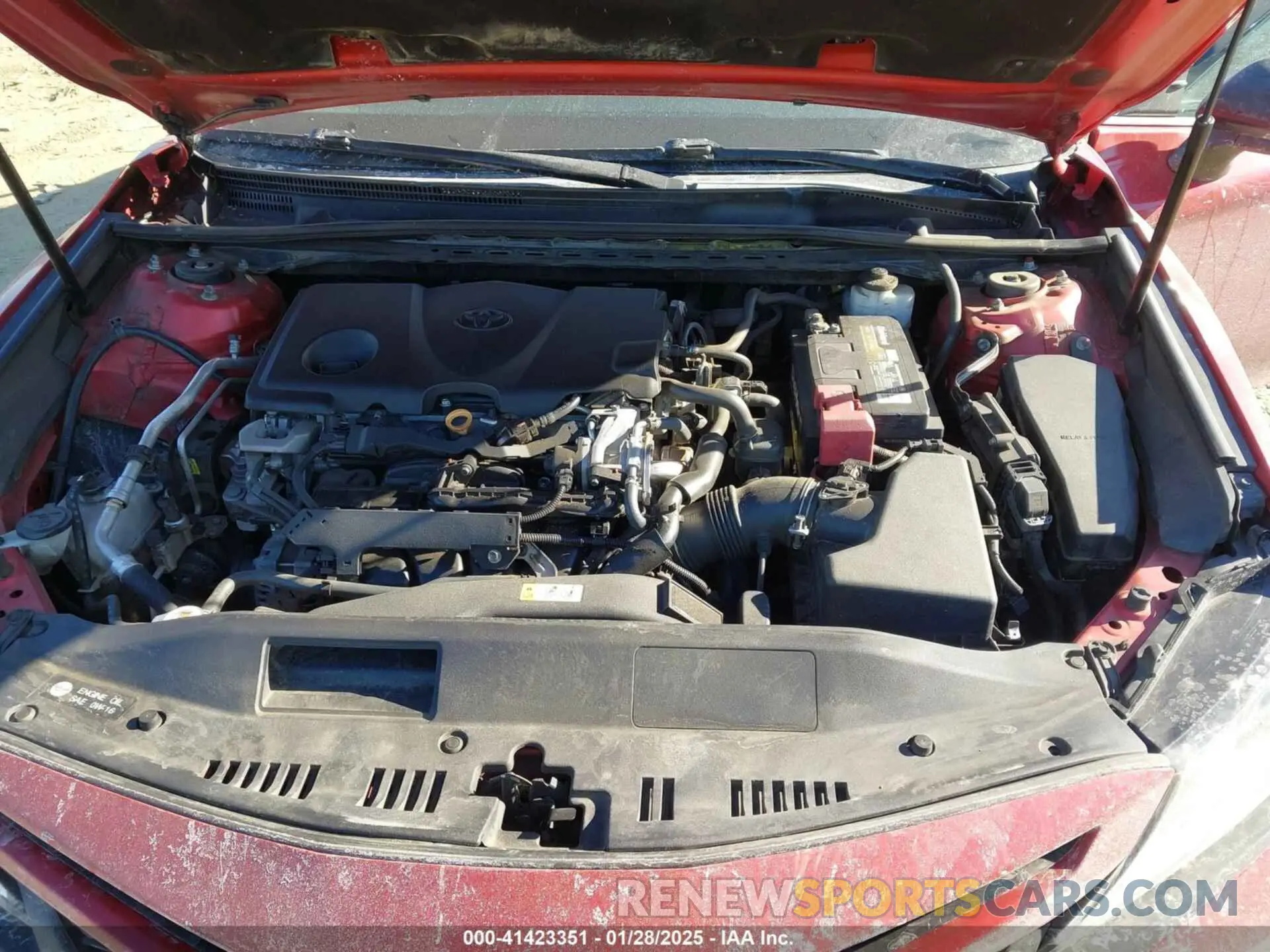 10 Photograph of a damaged car 4T1B11HK5KU216189 TOYOTA CAMRY 2019