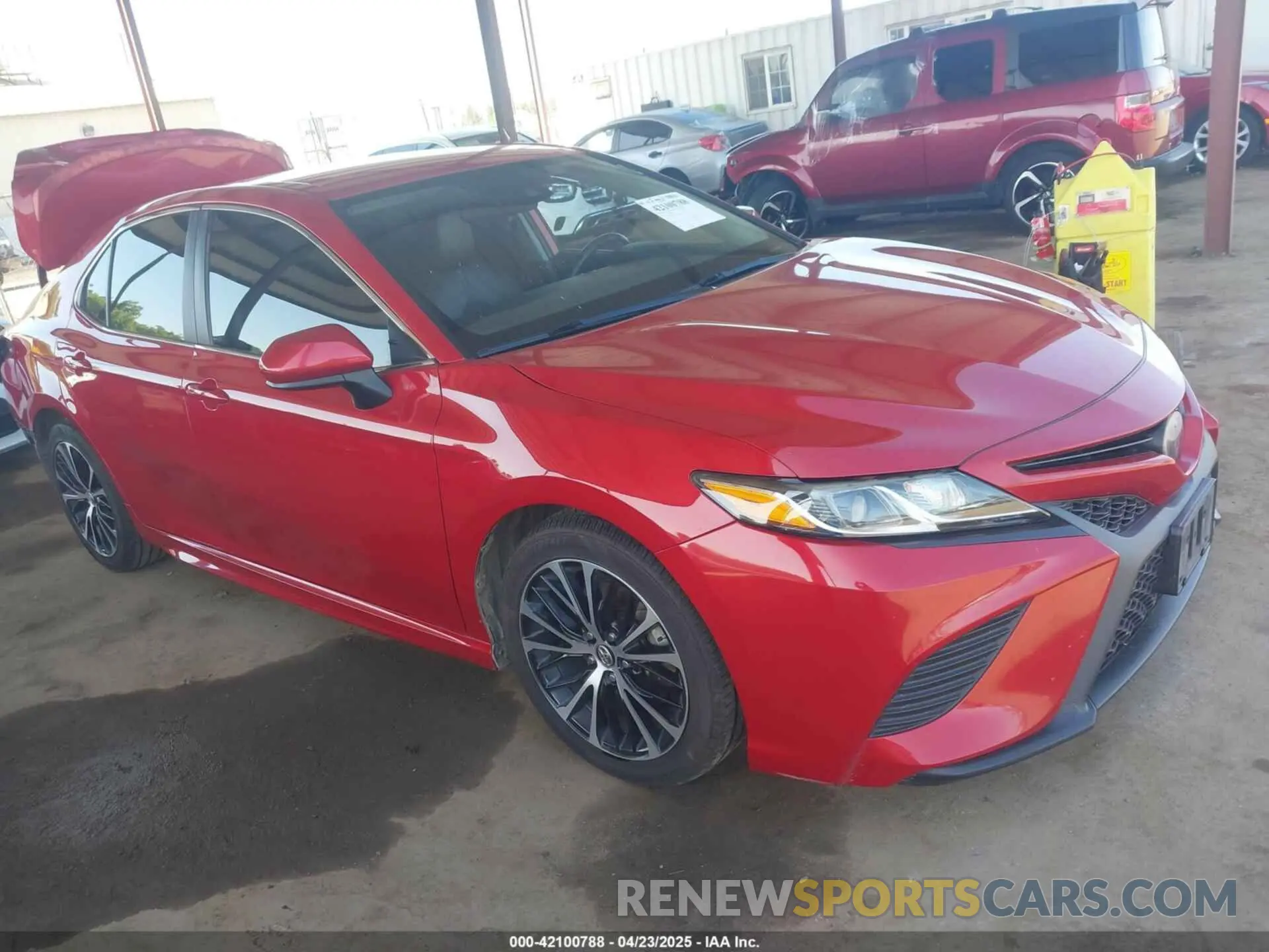 1 Photograph of a damaged car 4T1B11HK5KU220436 TOYOTA CAMRY 2019