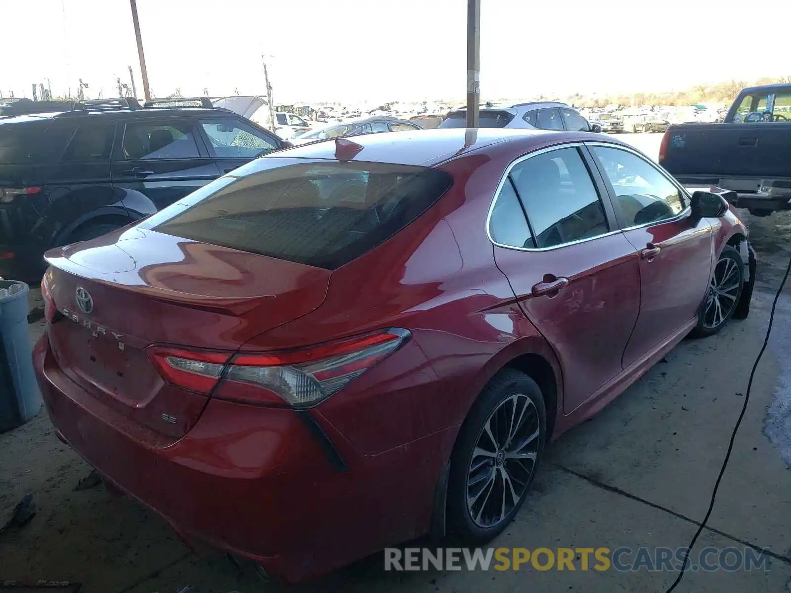 4 Photograph of a damaged car 4T1B11HK5KU222011 TOYOTA CAMRY 2019