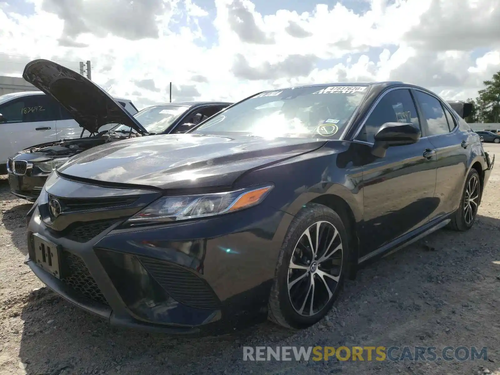 2 Photograph of a damaged car 4T1B11HK5KU222204 TOYOTA CAMRY 2019