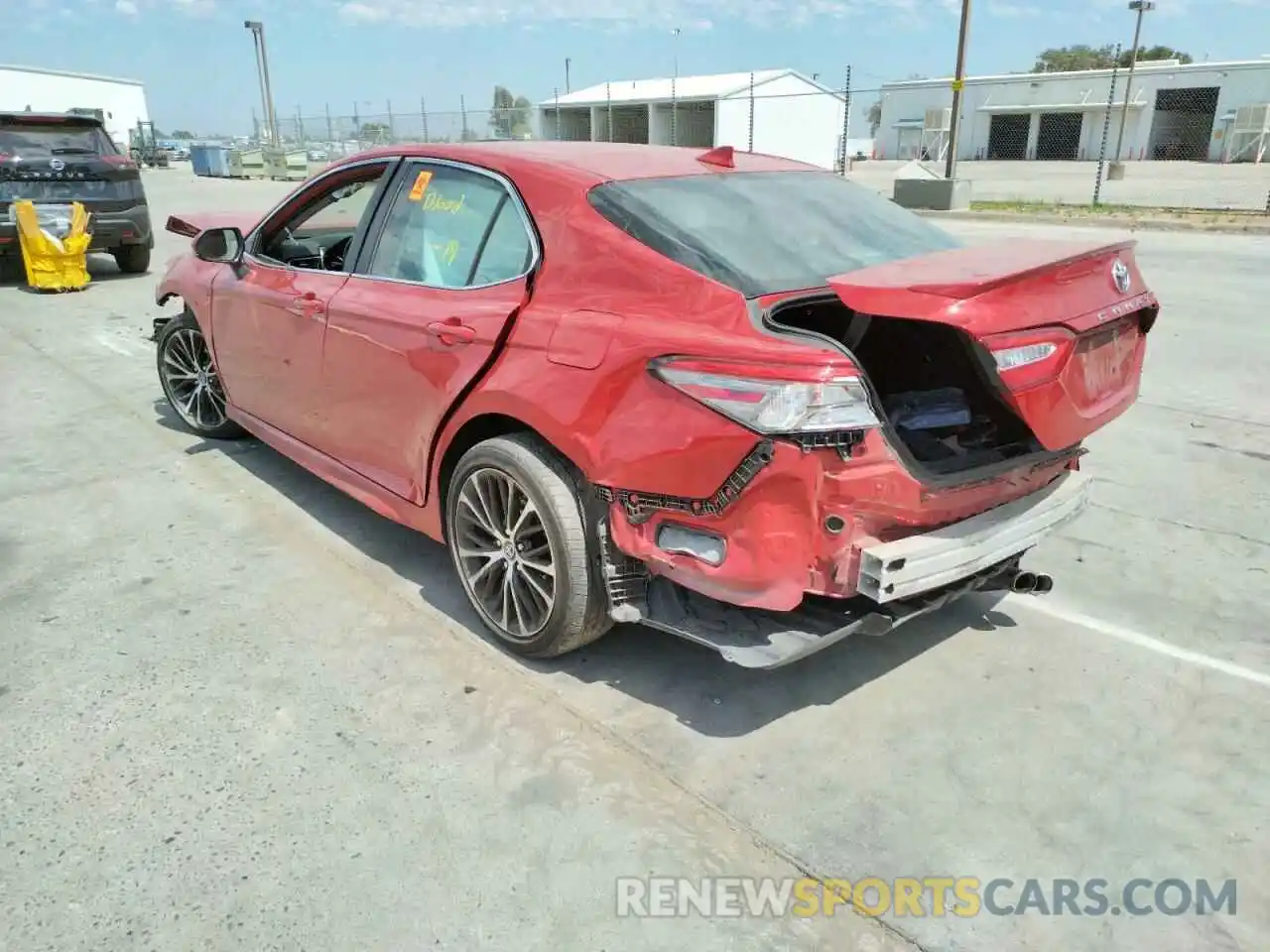 3 Photograph of a damaged car 4T1B11HK5KU228195 TOYOTA CAMRY 2019