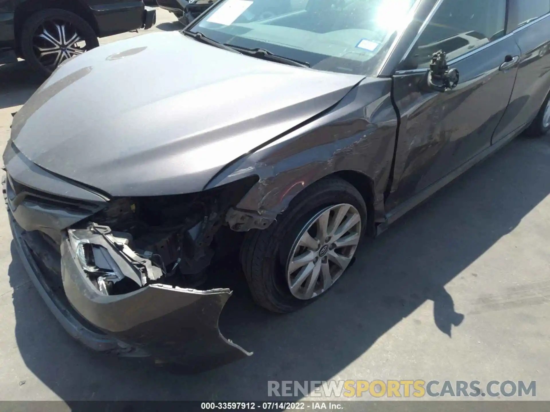 6 Photograph of a damaged car 4T1B11HK5KU229153 TOYOTA CAMRY 2019