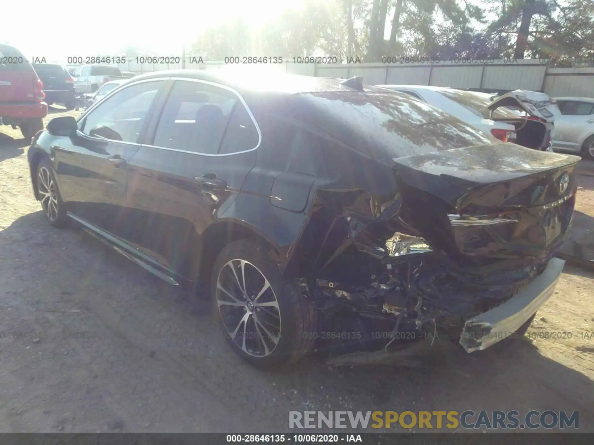 3 Photograph of a damaged car 4T1B11HK5KU230058 TOYOTA CAMRY 2019