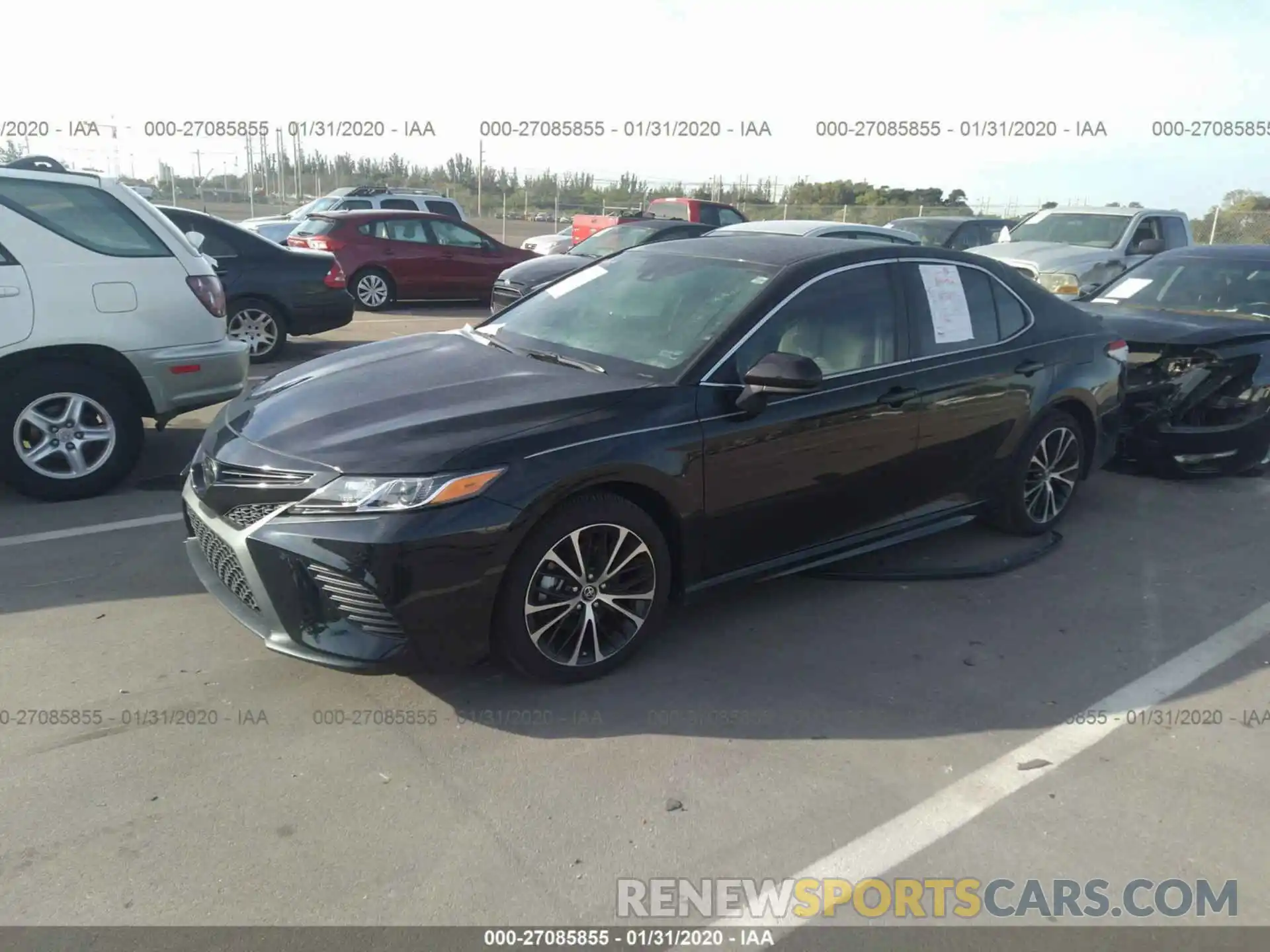 2 Photograph of a damaged car 4T1B11HK5KU230657 TOYOTA CAMRY 2019