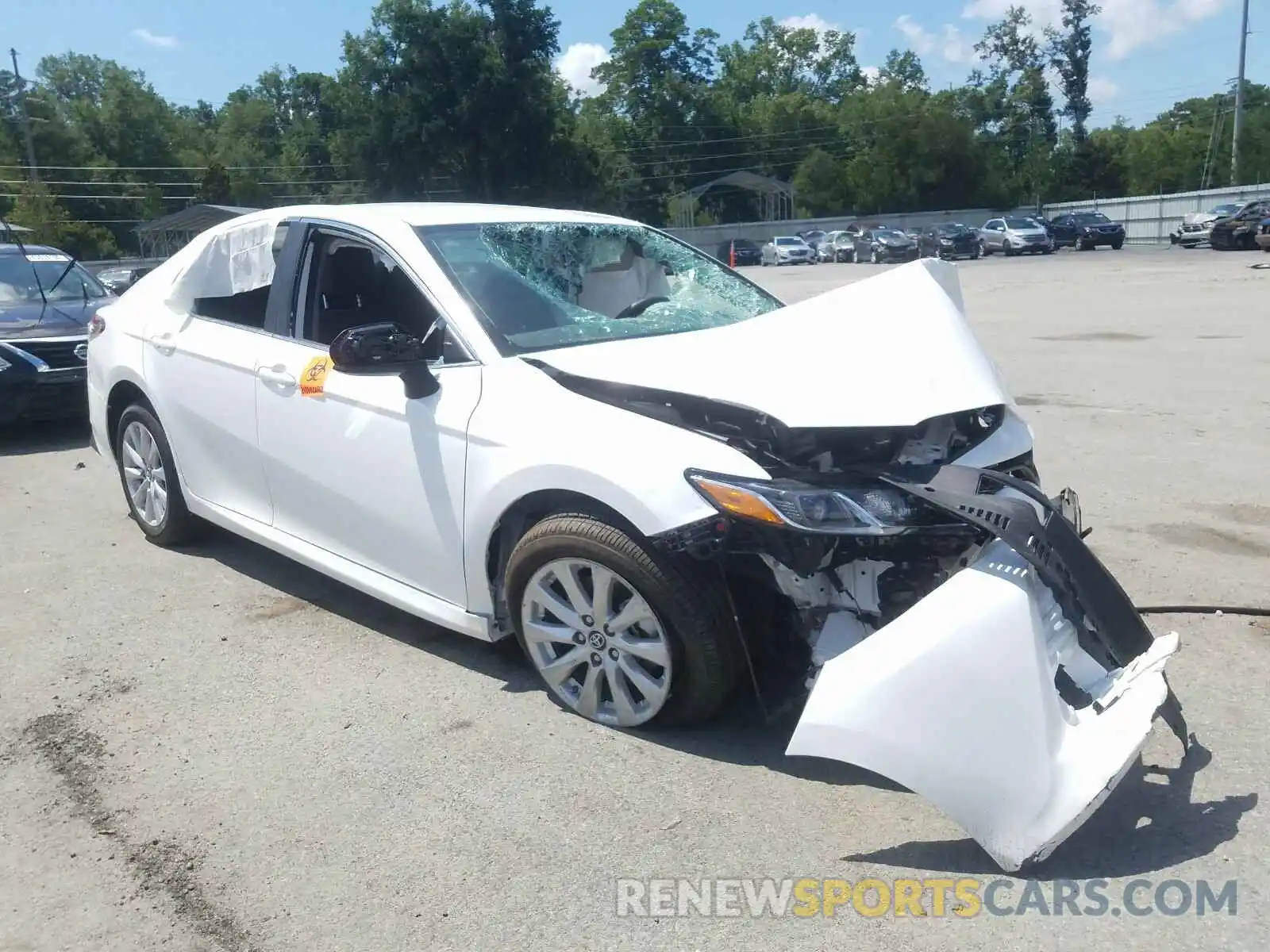 1 Photograph of a damaged car 4T1B11HK5KU232523 TOYOTA CAMRY 2019