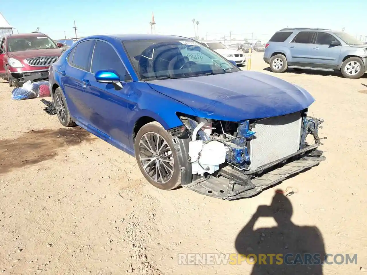 1 Photograph of a damaged car 4T1B11HK5KU232702 TOYOTA CAMRY 2019