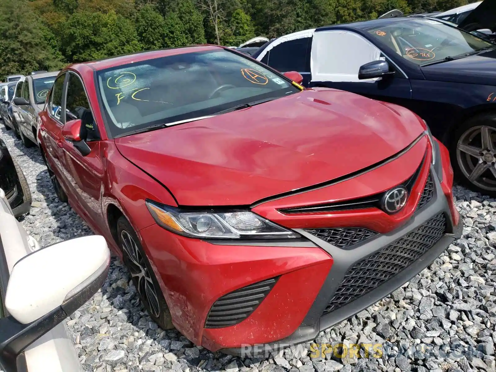 1 Photograph of a damaged car 4T1B11HK5KU235647 TOYOTA CAMRY 2019