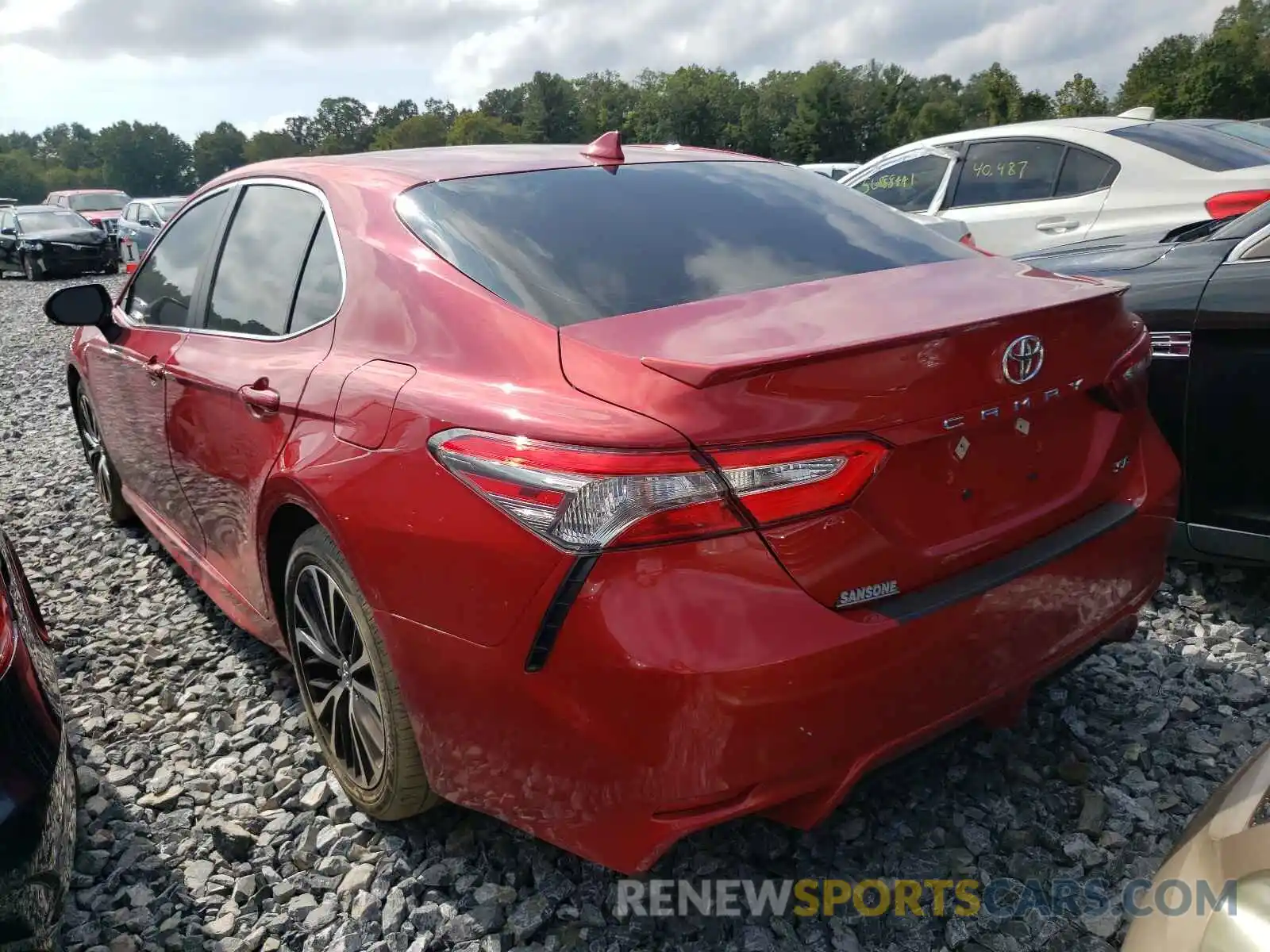 3 Photograph of a damaged car 4T1B11HK5KU235647 TOYOTA CAMRY 2019